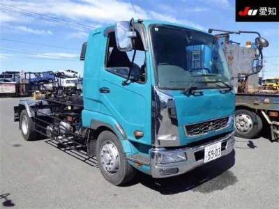 Mitsubishi FUSO FIGHTER