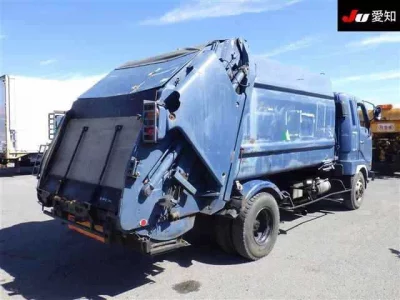 Mitsubishi FUSO FIGHTER