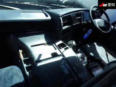 Nissan TRUCK