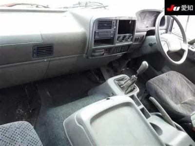 Mitsubishi FUSO FIGHTER
