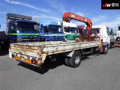 Mitsubishi FUSO FIGHTER