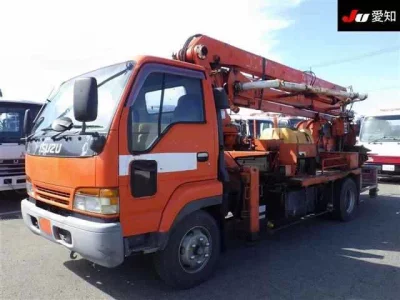 Isuzu JUSTON