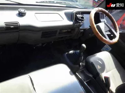 Isuzu JUSTON