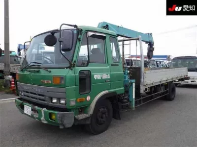 Nissan TRUCK