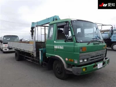 Nissan TRUCK