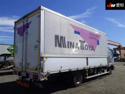 Mitsubishi FUSO FIGHTER
