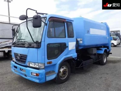 Nissan CONDOR