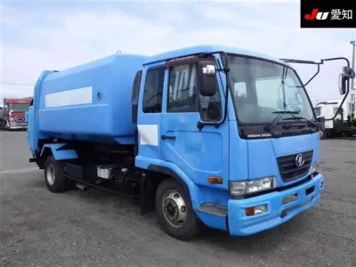 Nissan CONDOR