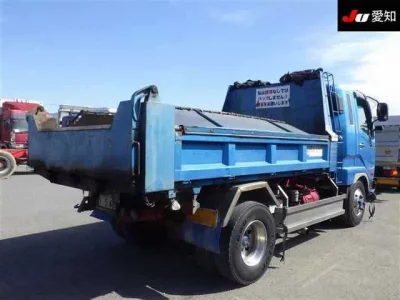 Mitsubishi FUSO FIGHTER