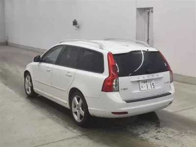 Volvo V50