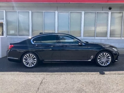 BMW 7-Series