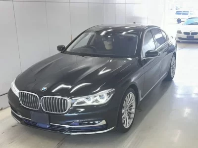 BMW 7-Series