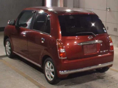 Daihatsu MIRA