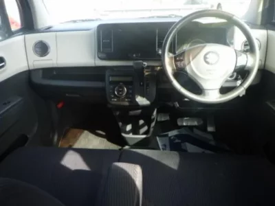 Suzuki MRWAGON