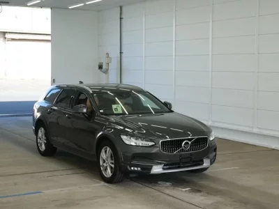 Volvo V90