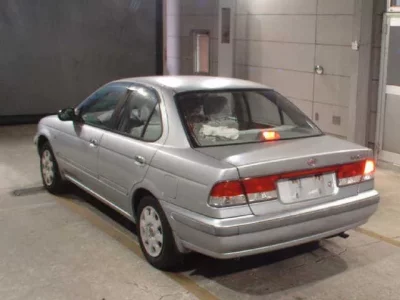 Nissan SUNNY