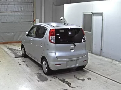 Suzuki MRWAGON