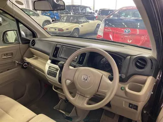 Honda N WGN
