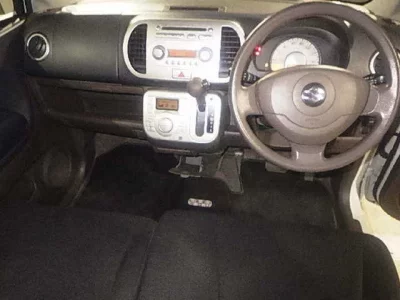 Suzuki MRWAGON
