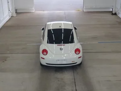 Volkswagen NEW BEETLE