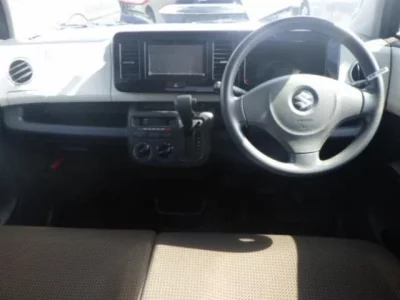 Suzuki MRWAGON