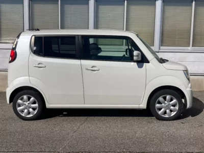 Suzuki MRWAGON