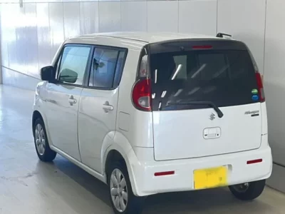 Suzuki MRWAGON