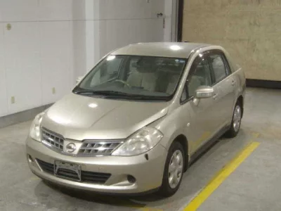 Nissan TIIDA LATIO