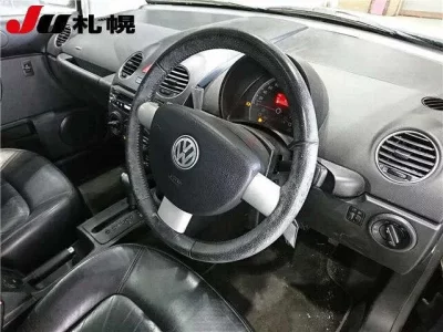 Volkswagen NEW BEETLE