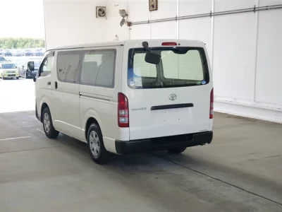 Toyota REGIUS ACE VAN