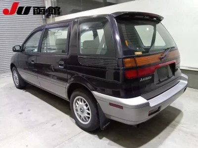 Mitsubishi CHARIOT