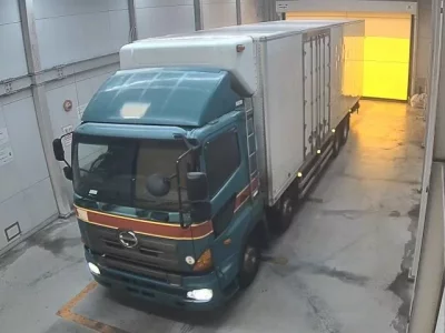 Hino TRUCK