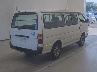 Toyota HIACE VAN