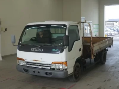 Isuzu ELF