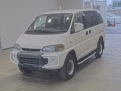 Mitsubishi DELICA