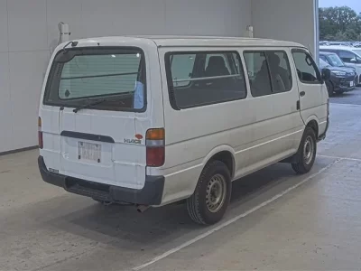 Toyota HIACE VAN