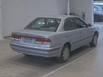 Nissan SUNNY