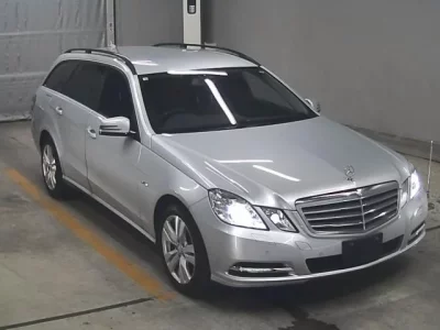 Mercedes-Benz E CLASS WAGON