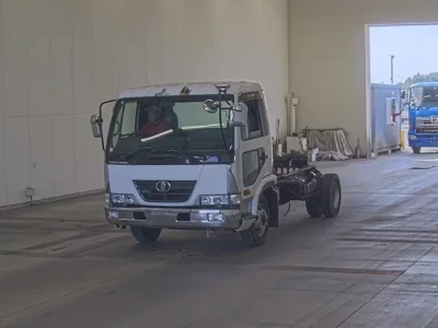 Nissan CONDOR