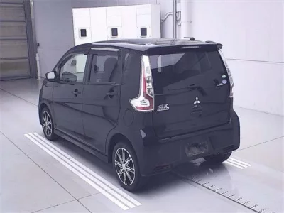 Mitsubishi EK CUSTOM