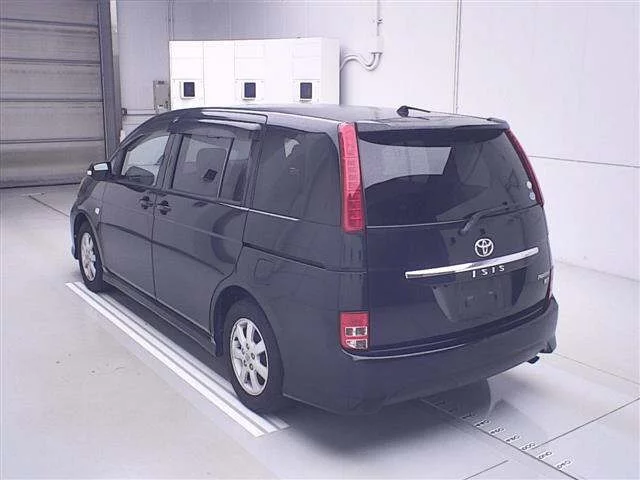 Toyota ISIS