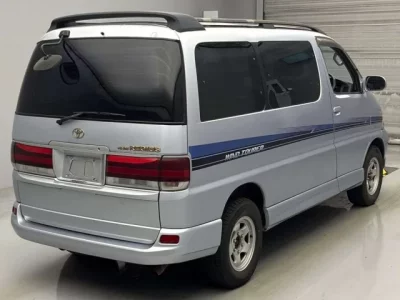Toyota HIACE REGIUS