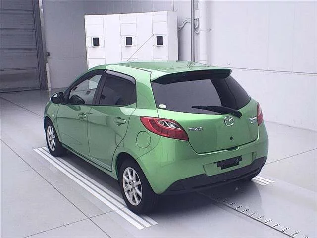 Mazda DEMIO