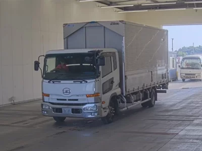 Nissan CONDOR