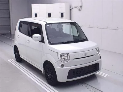 Suzuki MRWAGON