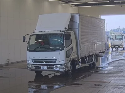 Mitsubishi FUSO FIGHTER