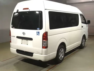 Toyota REGIUS ACE VAN