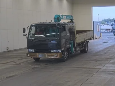Nissan TRUCK