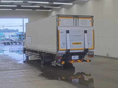 Nissan CONDOR