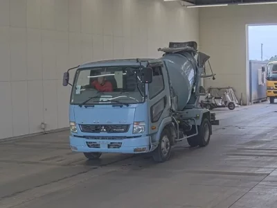 Mitsubishi FUSO FIGHTER